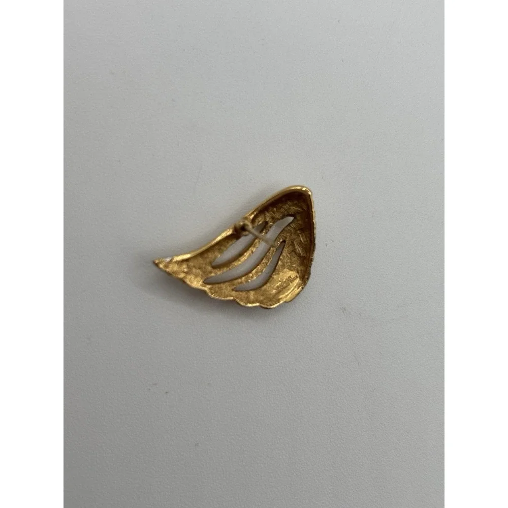 Givenchy Paris New‎ York Angel Wing Pierced Earrings Vintage Signed - Picture 6 of 6